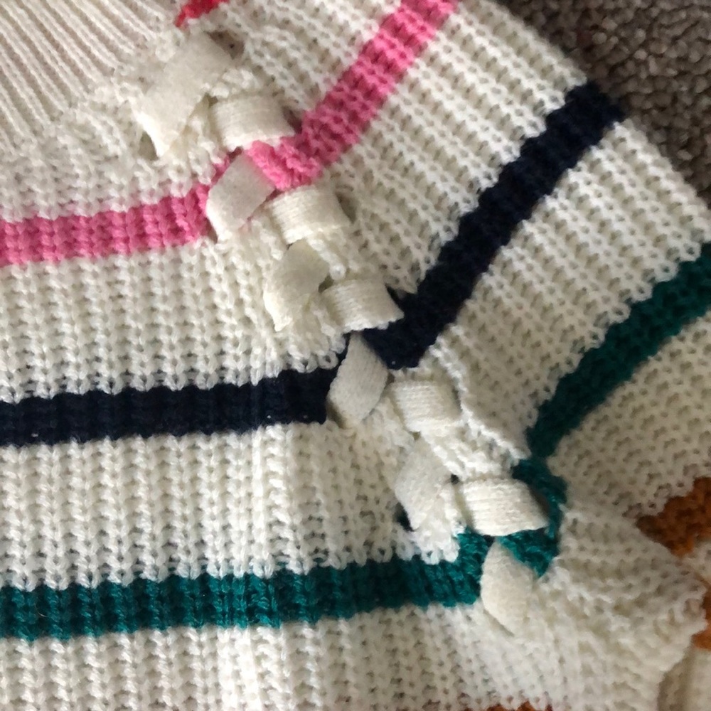 Colorful sweater - Picture 2 of 3